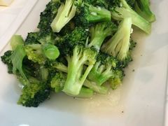 蒜蓉西兰花-雅逸居海鲜小厨