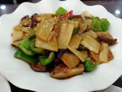 -护国寺小吃店(红莲南路店)