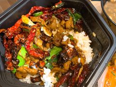 板筋盖饭-怪噜范·老贵阳街头名小吃(鸿通城店)