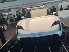 -金港秋名山·双层卡丁车场