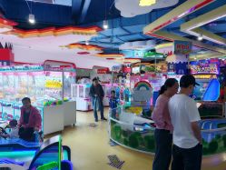 -开心哈乐儿童主题乐园(孙河易事达店)