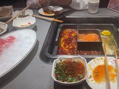 -洞子口重庆鲜货火锅(楚翘城旗舰店)