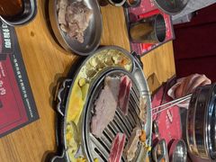 -青瓦炭韩潮烤肉(花园道店)