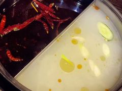 鸳鸯锅-三番火辣串串香(总店)