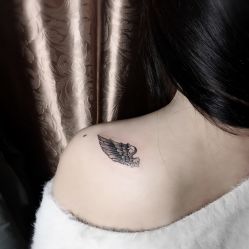 -明星刺青·洗纹身