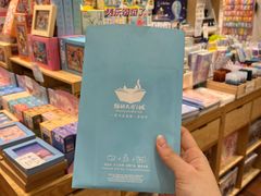 -猫的天空之城概念书店(杭州南宋御街店)