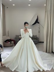 -禕·愫白婚纱商店