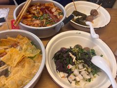 -丽丽三鲜螺蛳粉(田林路店)