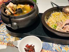 -云海肴·汽锅鸡·云南代表菜(天山百盛优客店)