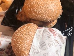-The Habit Burger Grill 哈比特汉堡(复兴soho店)