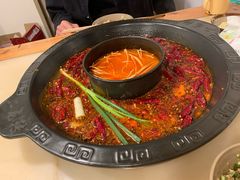 -黄潇洒老火锅(九眼桥宏济巷店)