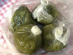 咸蛋黄肉松青团-同济大学本部学苑饮食广场