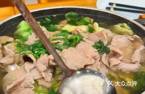 Leshan Intangible Cultural Heritage Steamed Beef on Stilts