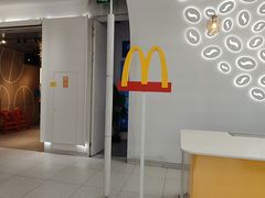 -麦当劳(徐汇漕溪北路百脑汇店)