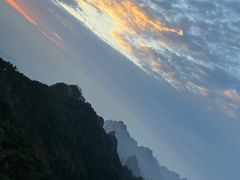 -黄山光明顶山庄