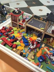 -哈尼兔家庭乐园(开发区万达店)