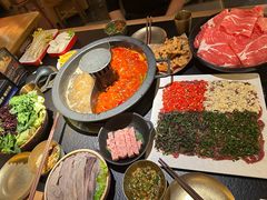 -晓宇重庆火锅(西安荟聚店)