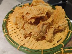 -尚尚仙·酸汤猪手·猪肚鸡火锅(华联万柳购物中心店)