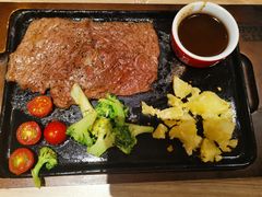 甄选嫩肩牛排-必胜客(滨河店)