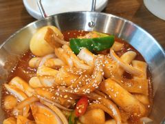 辣炒年糕-·缸桶屋·韩式牛肋条自助烤肉(西湖D11店)