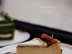 巴斯克芝士-black rainbow coffee