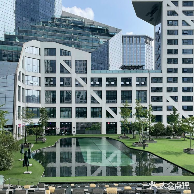 成都必逛商场——成都来福士广场