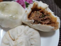 -白玉兰食品(中山公园龙之梦店)