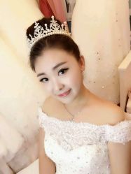 -贺贺新娘造型婚纱店