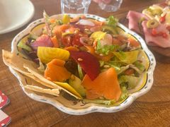 烟熏三文鱼牛油果沙拉-Alimentari Mulino意大利餐吧&烘焙(丰盛里店)