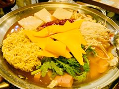 部队火锅-富乐满韩国正宗炸鸡韩国料理(虹泉路店)