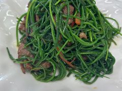 -新疆伊秀清真餐厅