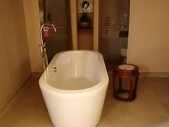 -三亚亚龙湾雅高美爵酒店