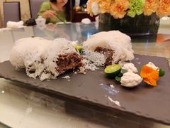 银丝香酥牛小排-东海朗廷酒店-唐阁T’ANG COURT 中餐厅