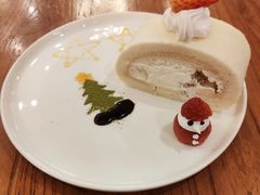 双色缤纷卷-more than meow吴止猫主题餐厅(承德 中船汇店)