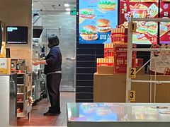 -麦当劳(中山公园龙之梦店)