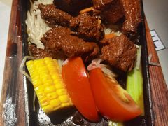 -穹六人间 people 6(岳阳路店)