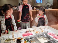 -海底捞火锅鲜切牛肉主题店(长寿路店)