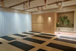 -亦美瑜伽·普拉提