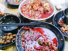 -老闵田螺馆·南昌特色小炒(梦时代店)