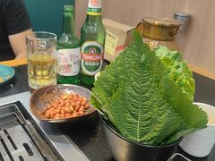 -臻牛烤肉