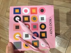 -4inlook美目美佳隐形眼镜店(恒隆广场店)