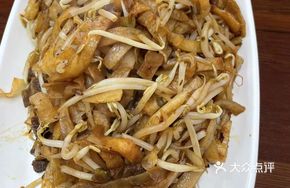 Soy Sauce Donkey Meat Stir-Fried Pancake