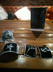 -鳌首刺青纹身 穿孔饰品店