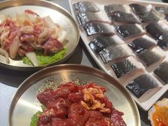 -围炉肉舍丹东海鲜烤肉·烤活鳗(步行街店)