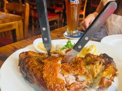 烤猪肘-申德勒加油站餐厅(三里屯北小街店)