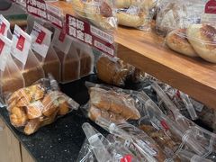 -汉柏麦香德国面包房(海信店)