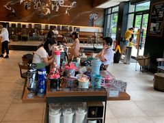 -星巴克(深圳龙华和平里店)