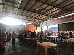 大堂-五七小李子油焖大虾(总店)