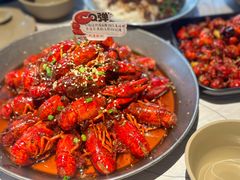 -巴厘龙虾·榜首油焖大虾(音乐学院·沿江酒馆店)