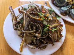 -宏兴烤鱼山庄(宣恩总店)